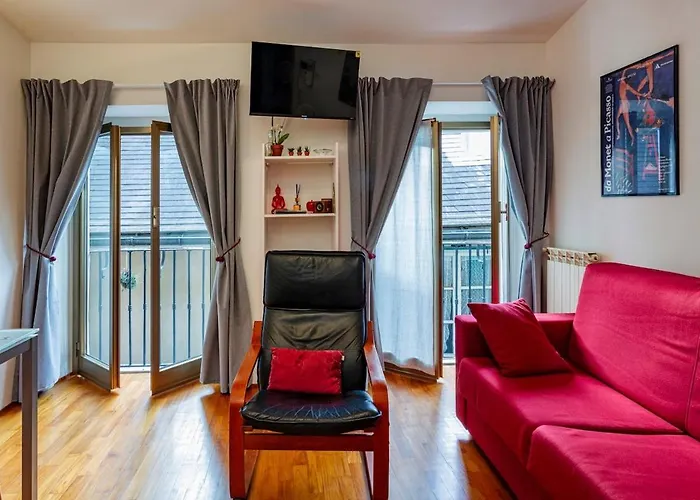 Casa Nirvana * Janov